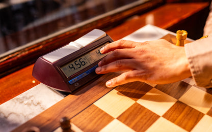 DGT 2010 Digital Chess Clock
