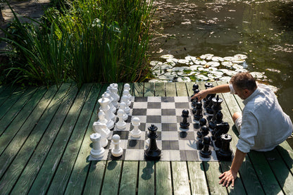 Outdoor Chess Pieces | King height 41 cm
